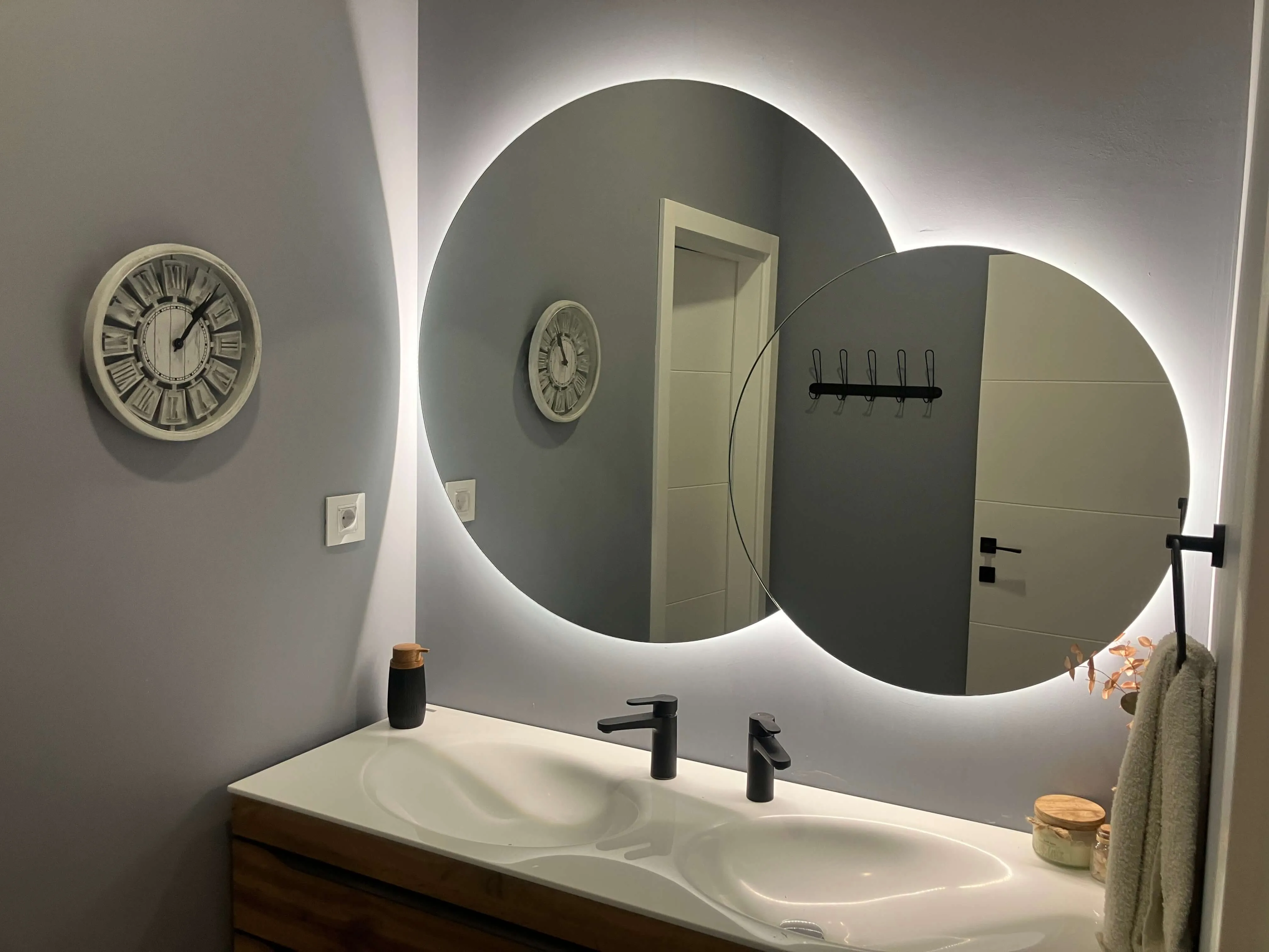 Service Image